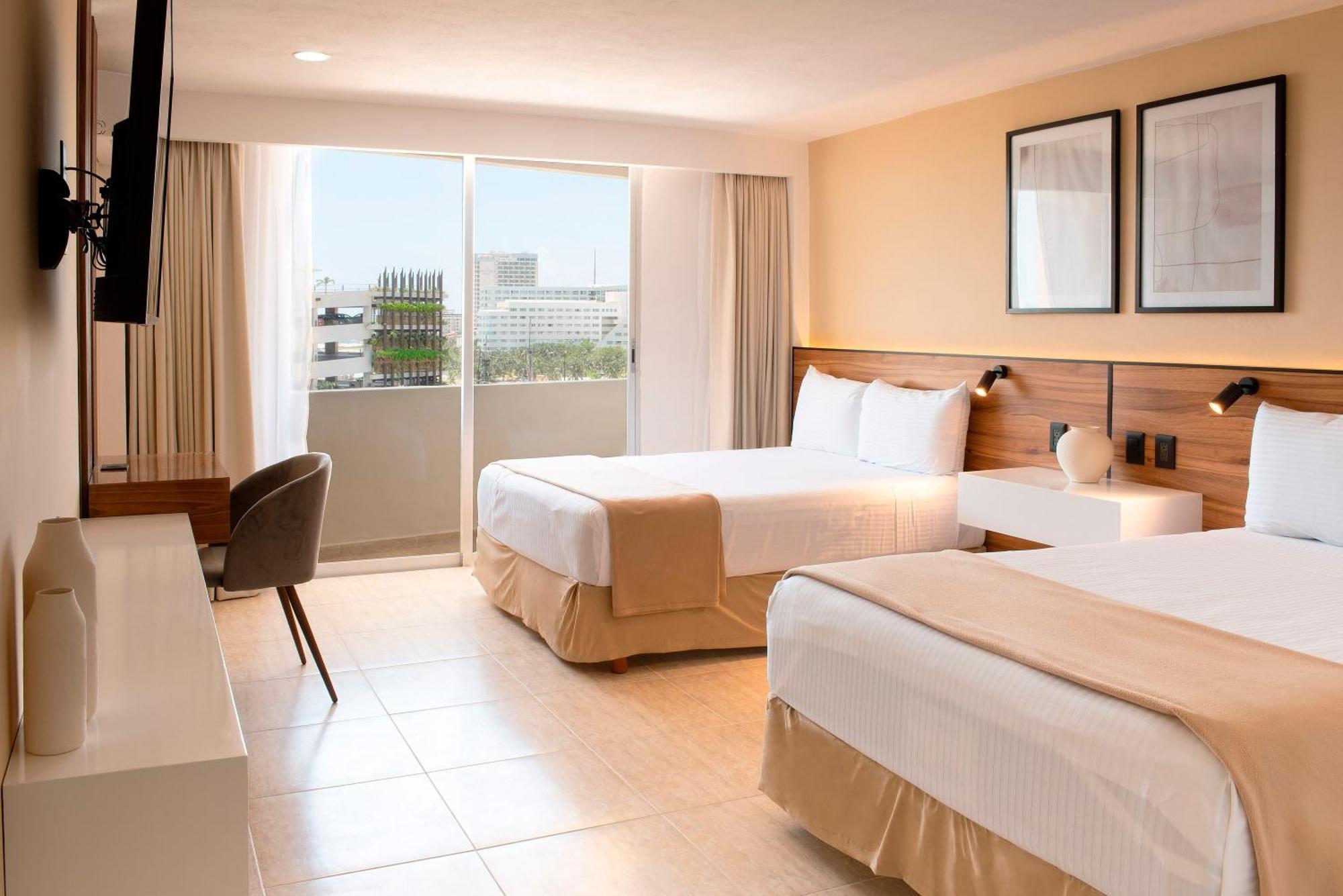Hotel Calypso Канкун Екстериор снимка