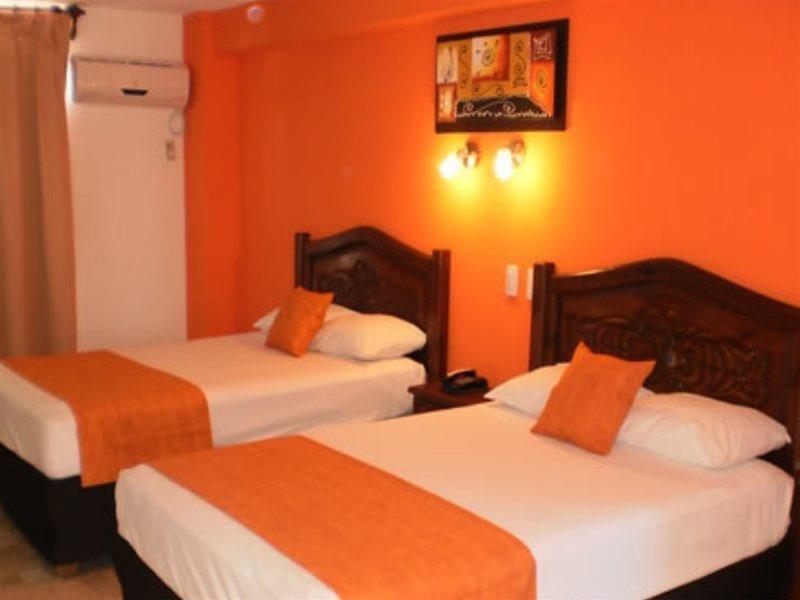 Hotel Calypso Канкун Екстериор снимка