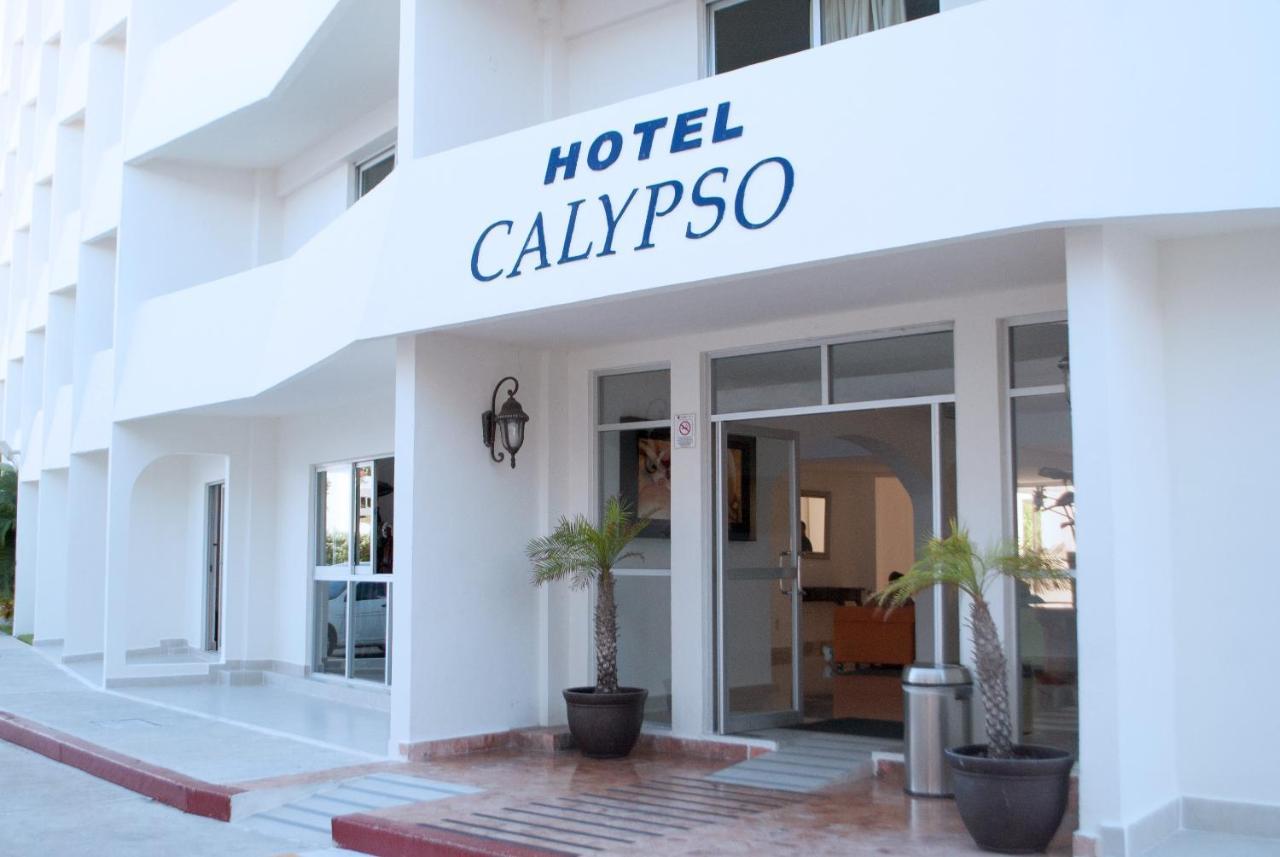 Hotel Calypso Канкун Екстериор снимка